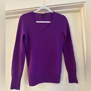 Cashmere sweater, women size S, worn with some pilling